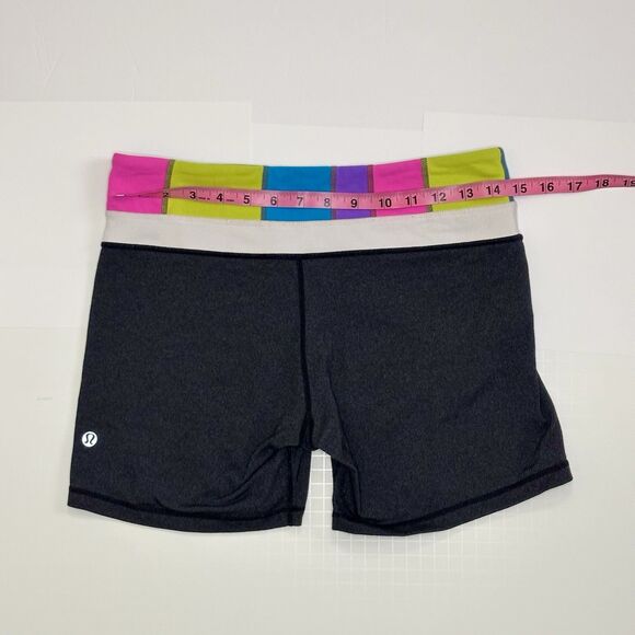 Lululemon Boogie Shorts Multicolor Black Womens Size 8 - Picture 2 of 4